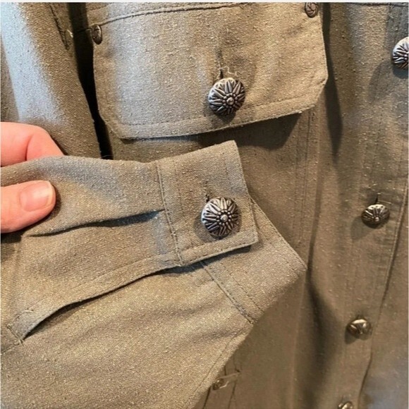 EVR Shirt Jacket Womens Army Green 100% Raw Silk Pockets Polyester Lined sz S/P - Picture 9 of 10